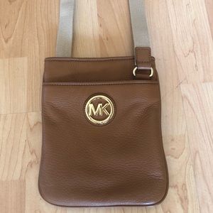 Michael Kors Fulton Tan Leather Crossbody- NWOT